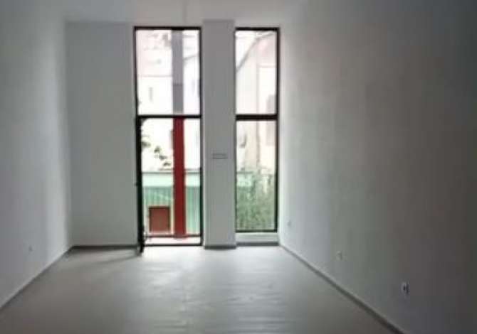 Ambient biznesi me qera 1+1 ne Tirane - 1,300 Euro