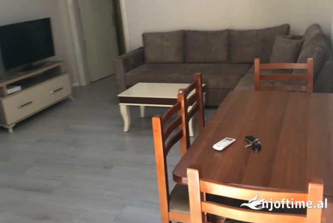 Shtepi me qera 1+1 ne Tirane - 401 Euro
