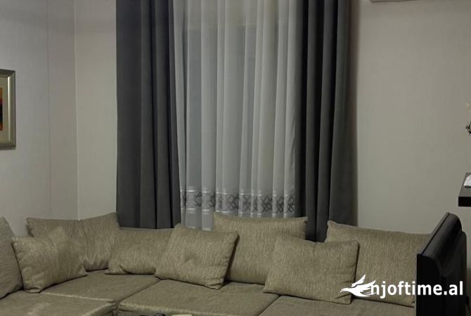 Shtepi me qera 2+1 ne Tirane - 451 Euro