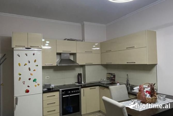 Shtepi me qera 2+1 ne Tirane - 451 Euro
