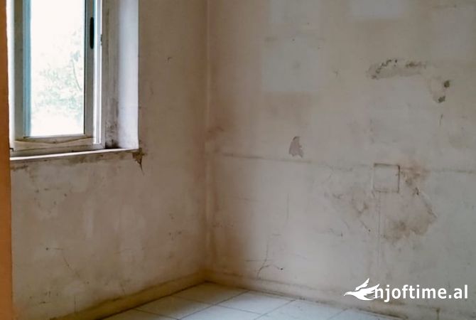 Shtepi ne shitje 2+1 ne Tirane - 112,000 Euro