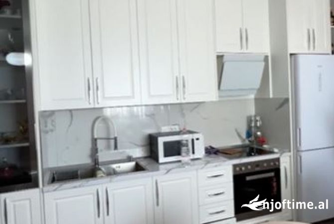 Shtepi ne shitje 1+1 ne Tirane - 95,000 Euro