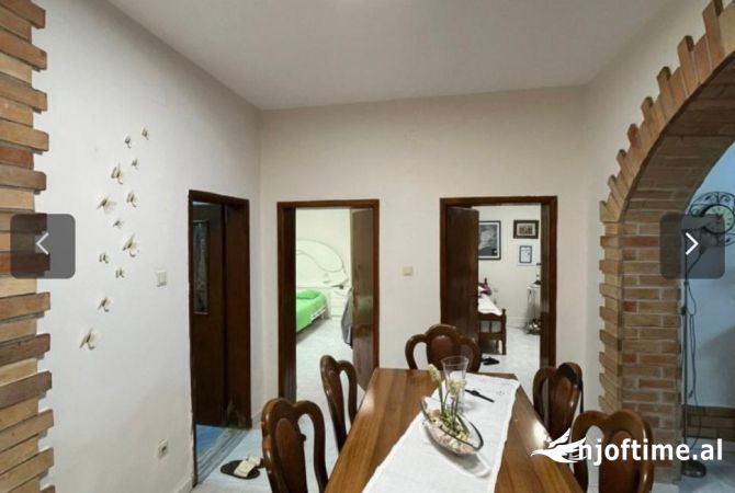 Shtepi ne shitje 2+1 ne Tirane - 220,000 Euro