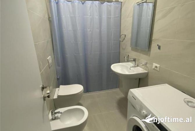 Shtepi me qera 1+1 ne Tirane - 421 Euro