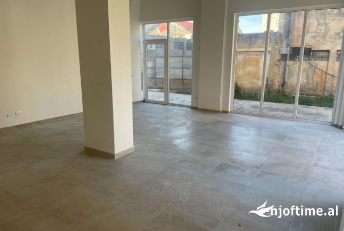 Ambient biznesi me qera 1+1 ne Tirane - 499 Euro