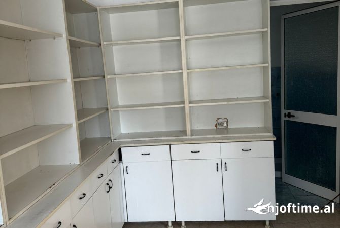 Ambient biznesi me qera 1+1 ne Tirane - 500 Euro