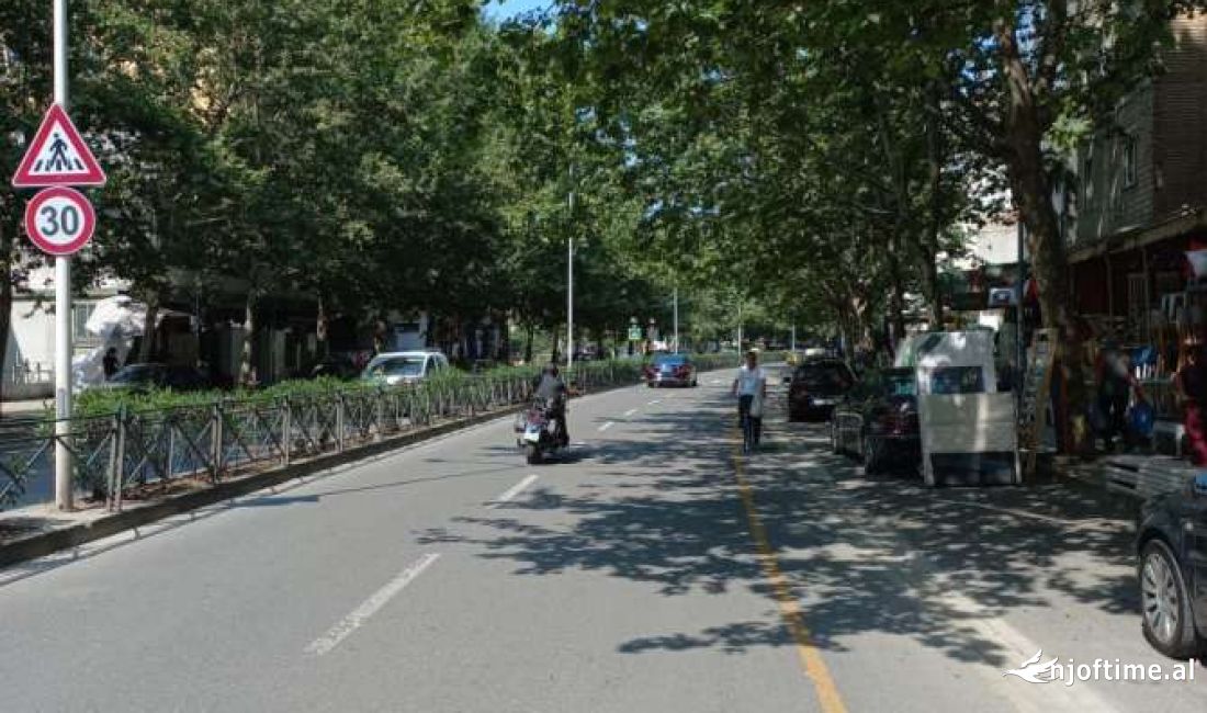 Shtepi me qera Apartament ne Tirane, 1+1, Mobilimi E mobiluar, Pagesa 455  Euro.