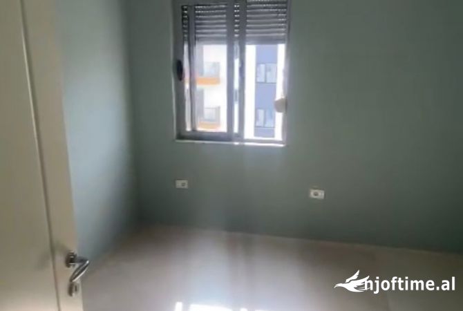 Shtepi me qera 2+1 ne Tirane - 301 Euro