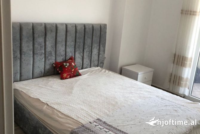 Shtepi me qera 1+1 ne Tirane - 502 Euro