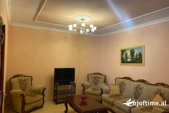 Casa in affitto 3+1 a Tirana - 498 Euro