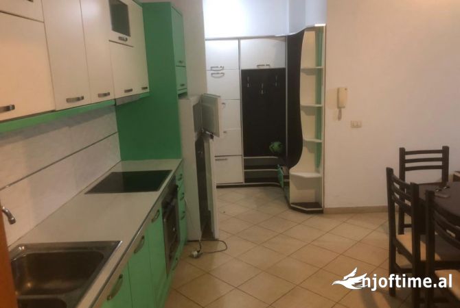 Shtepi me qera 2+1 ne Tirane - 401 Euro