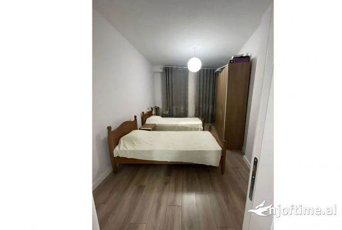 Shtepi me qera 2+1 ne Tirane - 503 Euro
