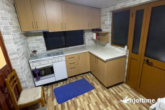 Shtepi me qera 1+1 ne Tirane - 260 Euro
