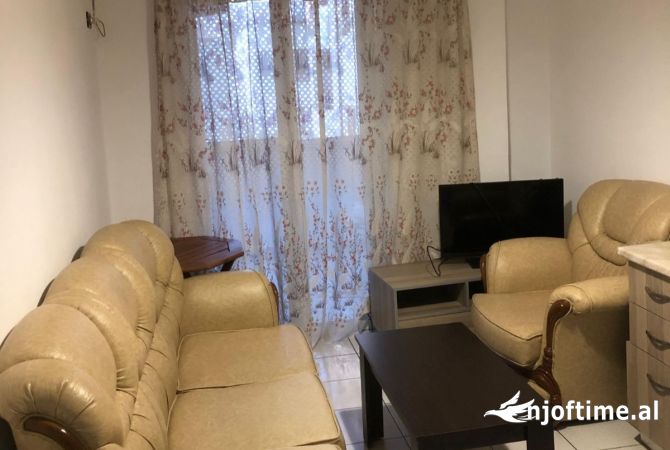 Shtepi me qera 1+1 ne Tirane - 400 Euro