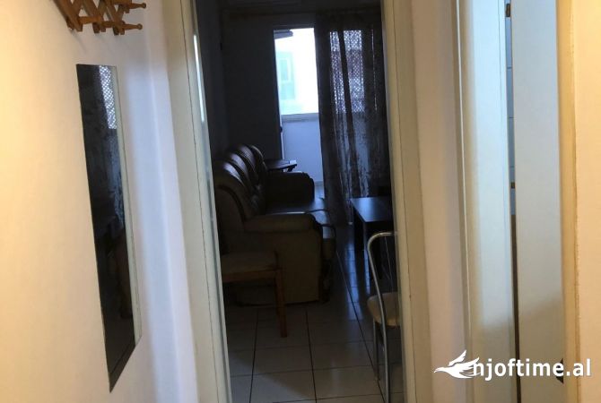 Shtepi me qera 1+1 ne Tirane - 400 Euro