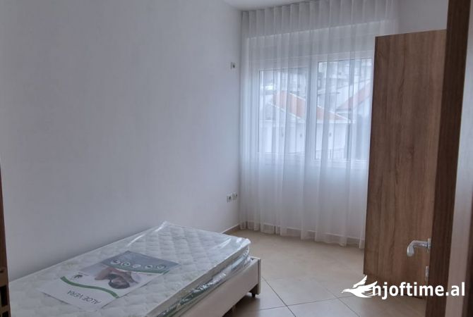 Shtepi me qera 2+1 ne Tirane - 600 Euro