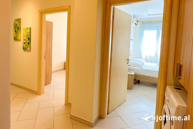 Shtepi me qera Apartament ne Tirane, 2+1, Mobilimi E mobiluar, Pagesa 650  Euro.