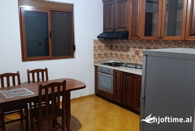 Casa in affitto 3+1 a Tirana - 330 Euro