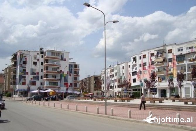 Shtepi me qera 2+1 ne Tirane - 450 Euro