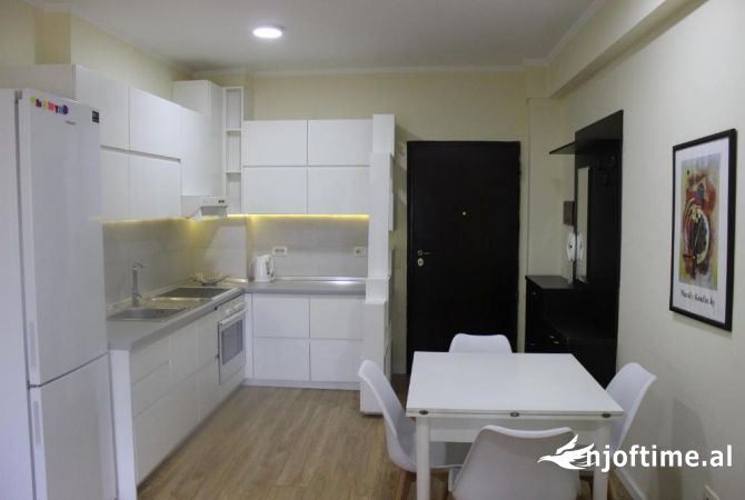 Shtepi me qera 2+1 ne Tirane - 600 Euro