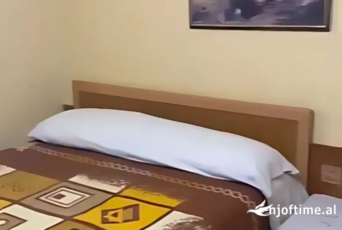 Shtepi me qera Apartament ne Tirane, Garsoniere, Mobilimi E mobiluar, Pagesa 370  Euro.