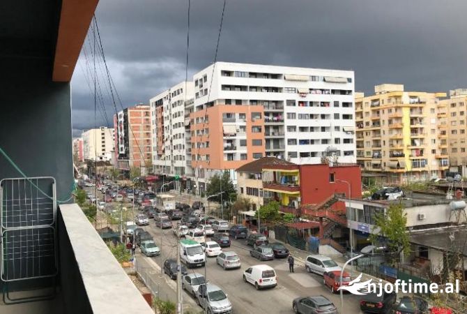 Ambient biznesi me qera 1+1 ne Tirane - 3,500 Euro