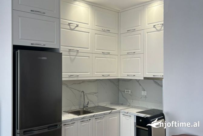 Shtepi me qera 1+1 ne Tirane - 400 Euro