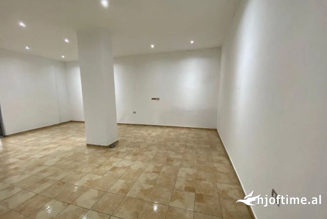Ambient biznesi me qera 1+1 ne Tirane - 350 Euro