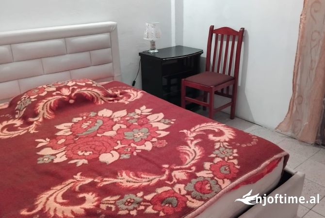 Shtepi me qera 2+1 ne Tirane - 450 Euro