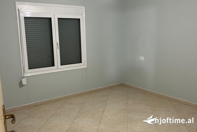 Shtepi me qera 3+1 ne Tirane - 500 Euro