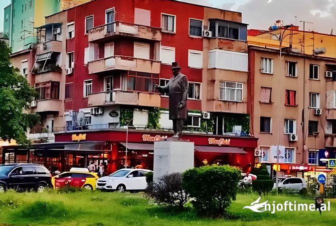 Ambient biznesi me qera 1+1 ne Tirane - 500 Euro