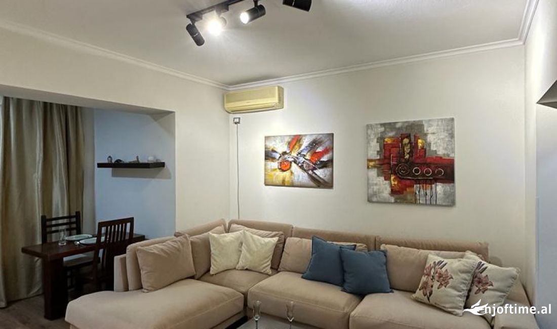 Shtepi me qera Apartament ne Tirane, 1+1, Mobilimi E mobiluar, Pagesa 599  Euro.