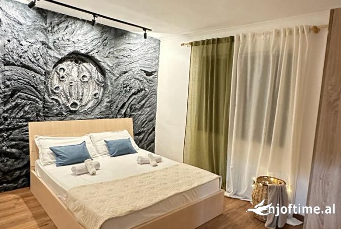 Shtepi me qera Apartament ne Tirane, 1+1, Mobilimi E mobiluar, Pagesa 599  Euro.