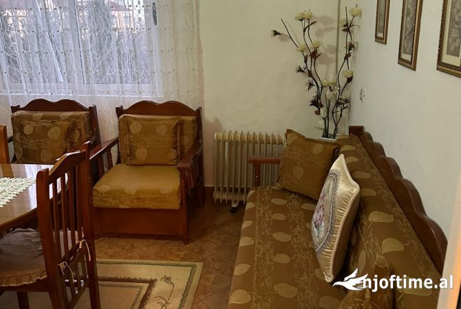 Shtepi me qera 2+1 ne Tirane - 499 Euro