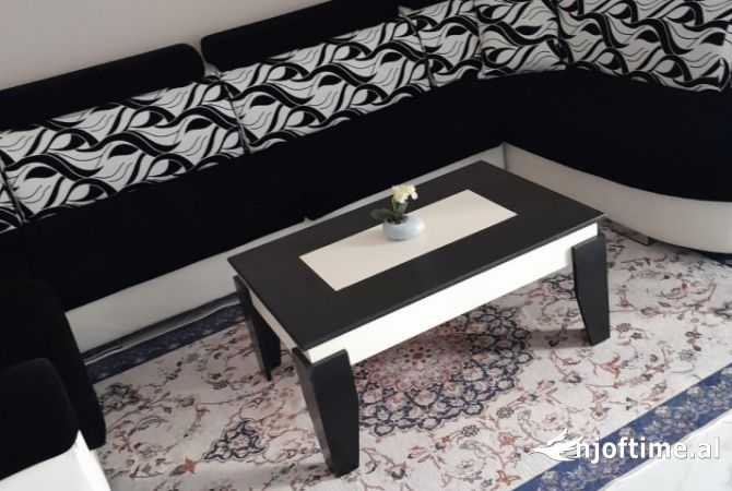 Shtepi me qera 2+1 ne Tirane - 349 Euro