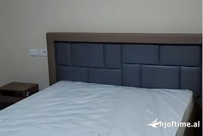Shtepi me qera 2+1 ne Tirane - 450 Euro
