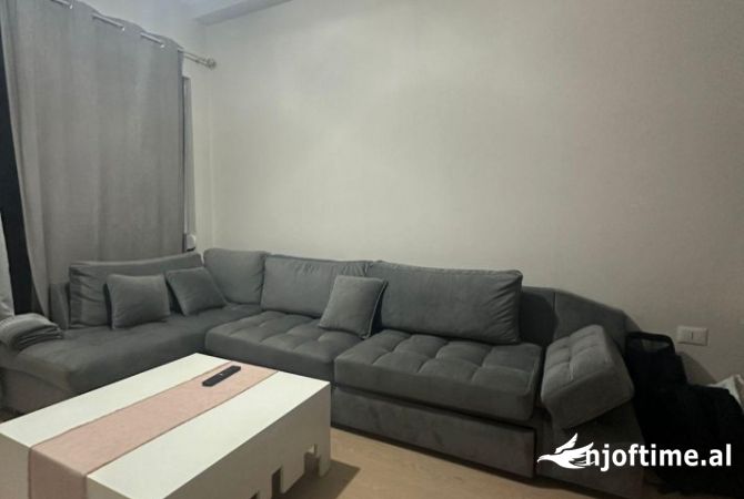 Shtepi me qera 1+1 ne Tirane - 549 Euro