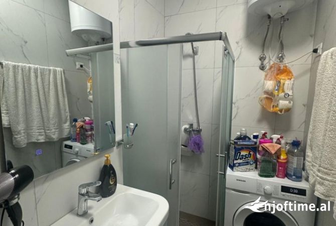 Shtepi me qera Apartament ne Tirane, 1+1, Mobilimi E mobiluar, Pagesa 549  Euro.