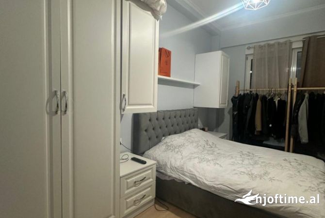Shtepi me qera 1+1 ne Tirane - 549 Euro