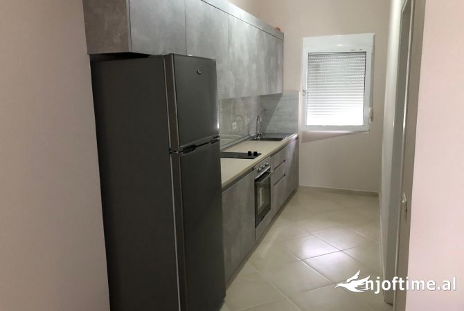 Shtepi me qera 1+1 ne Tirane - 350 Euro