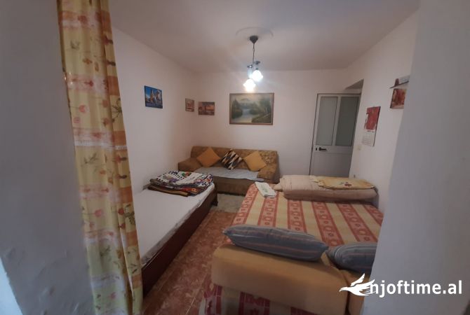 Shtepi me qera 1+1 ne Tirane - 399 Euro