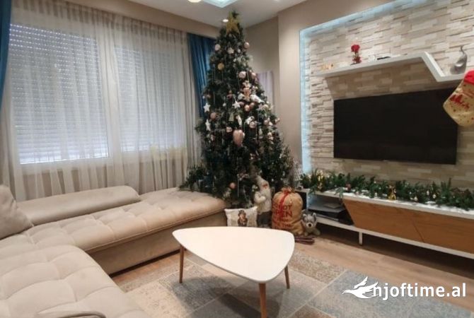 Shtepi me qera 1+1 ne Tirane - 700 Euro