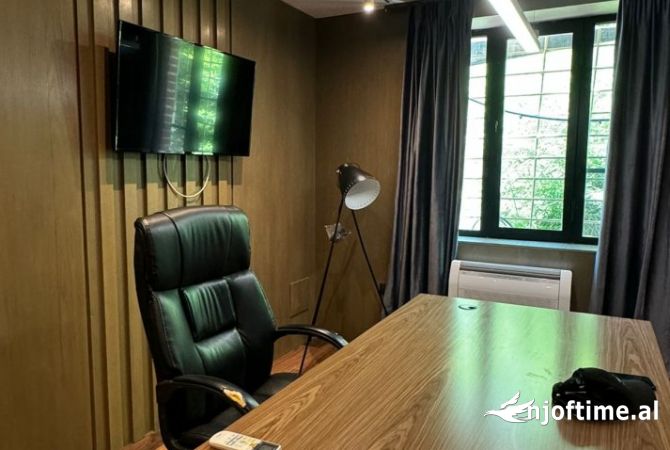 Ambient biznesi ne shitje 3+1 ne Tirane - 200,000 Euro