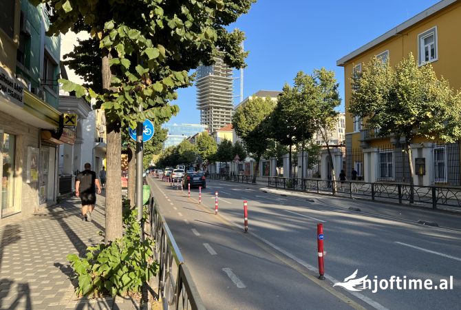 Shtepi me qera 2+1 ne Tirane - 399 Euro