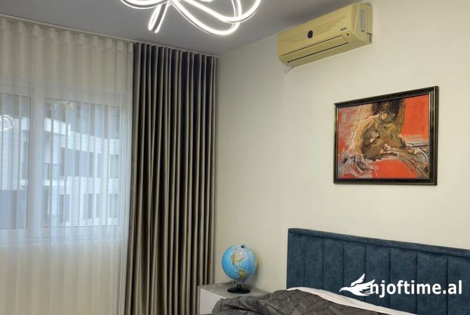 Shtepi me qera 1+1 ne Tirane - 900 Euro