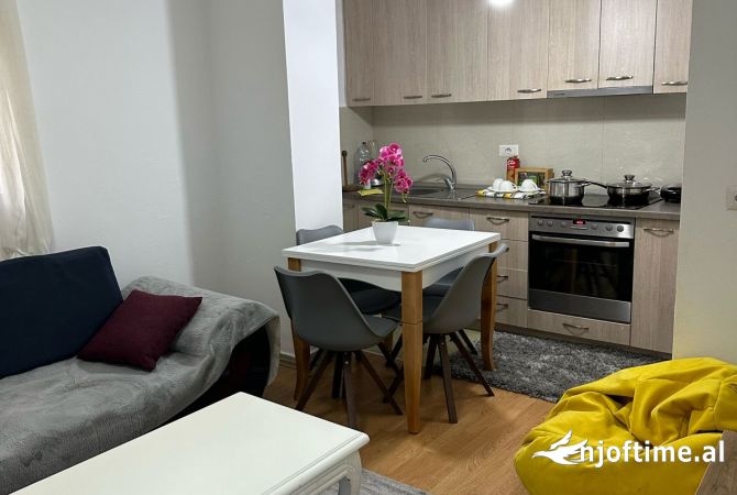 Apartament 3+1 me qera - Brryli (VR111)