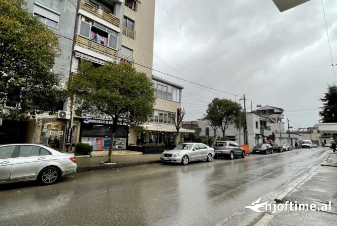 Shtepi me qera 2+1 ne Tirane - 499 Euro