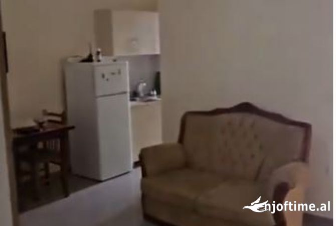 Shtepi me qera 1+1 ne Tirane - 499 Euro