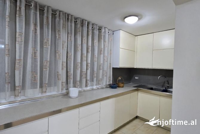 Shtepi me qera 1+1 ne Tirane - 550 Euro
