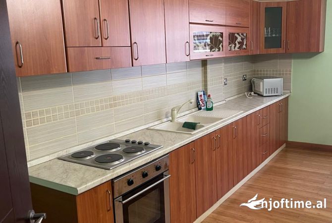 Shtepi me qera 2+1 ne Tirane - 500 Euro